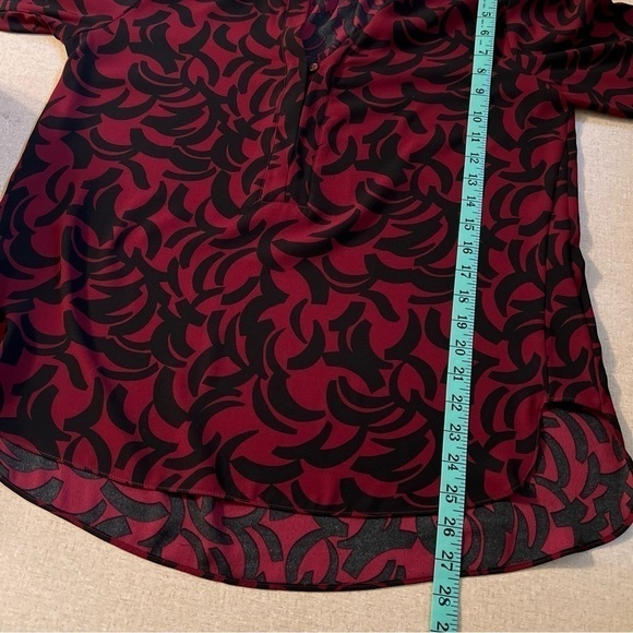 Dana Buchman Blouse Shirt Women Size Large  V-Neck 3/4 Sleeve Maroon Print - Picture 7 of 8